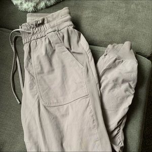 Lululemon dance jogger